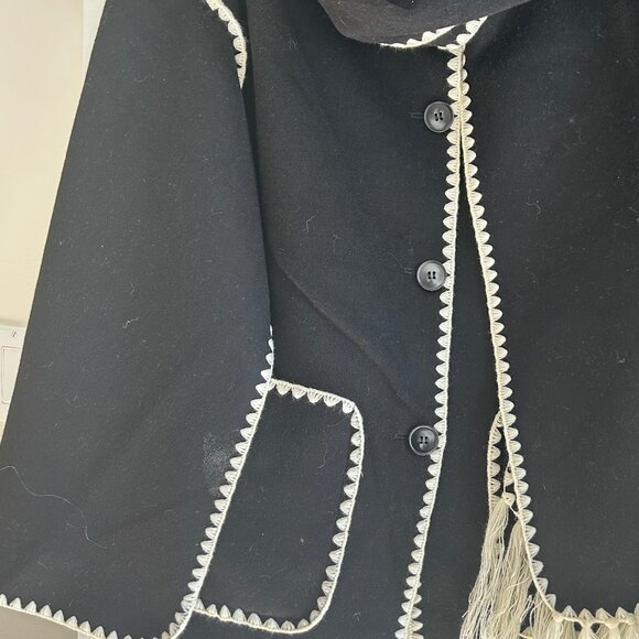 Beulah brand - Lovely Black Coat with Blanket Stitch Detail – Size M/L - Picture 3 of 6